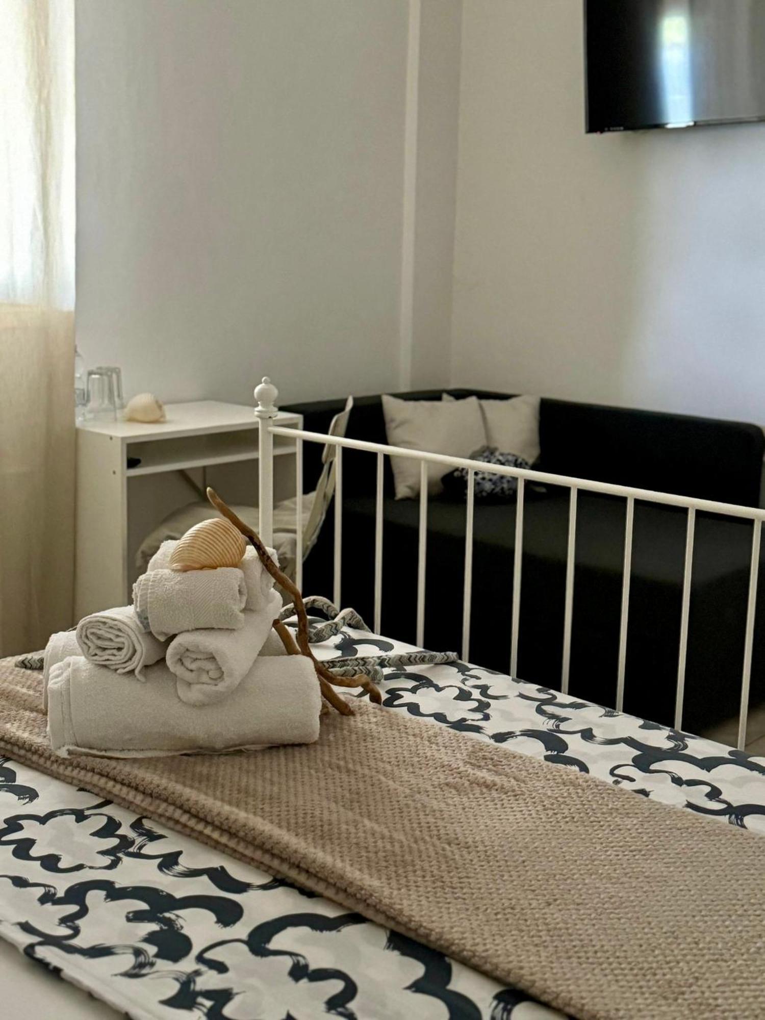 Cozzo Spadaro B&B Portopalo Di Capo Passero Екстер'єр фото